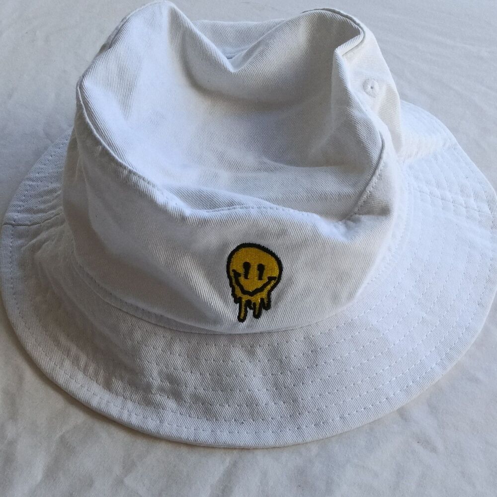 Drip Face White Bucket Hat size small